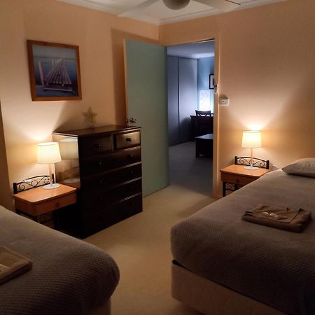 Heyfield Motel And Apartments Lakes Entrance Extérieur photo