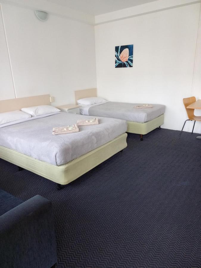 Heyfield Motel And Apartments Lakes Entrance Extérieur photo