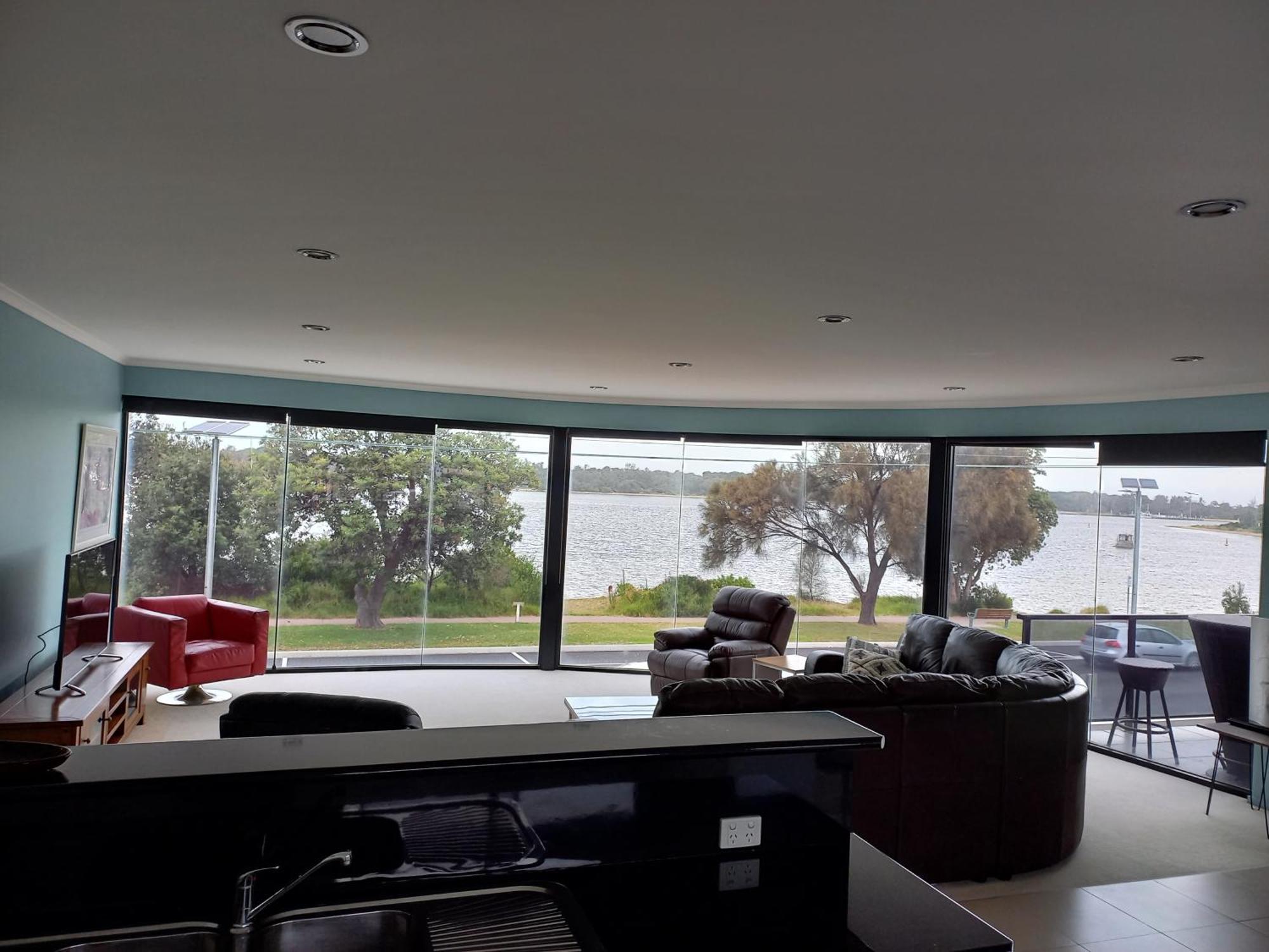 Heyfield Motel And Apartments Lakes Entrance Chambre photo