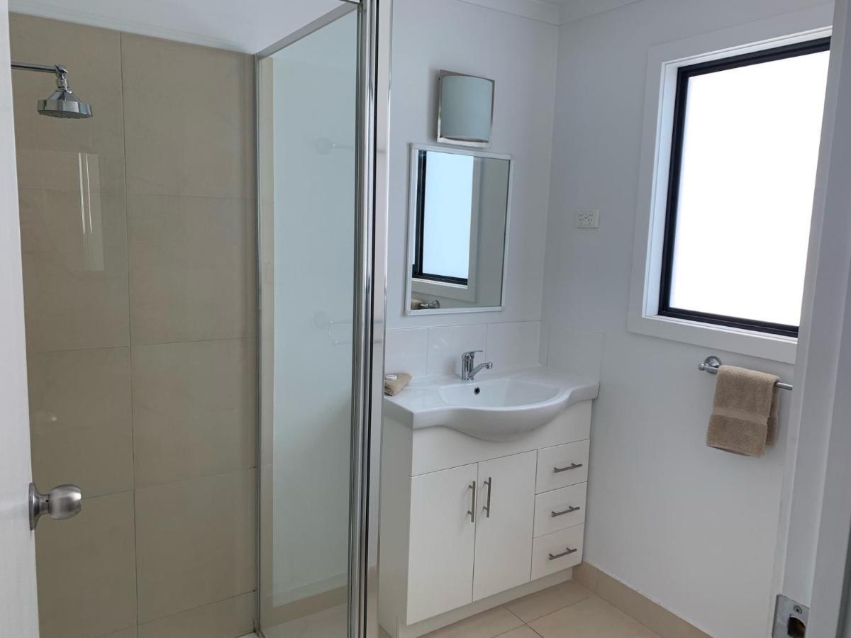 Heyfield Motel And Apartments Lakes Entrance Extérieur photo