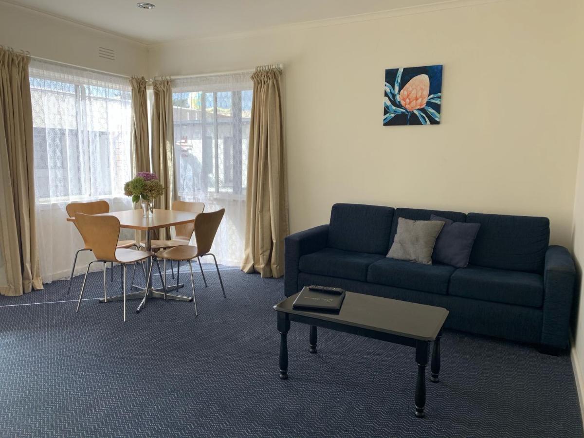 Heyfield Motel And Apartments Lakes Entrance Extérieur photo